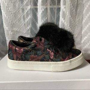 Sam Edelman Pom Pom Sneaker